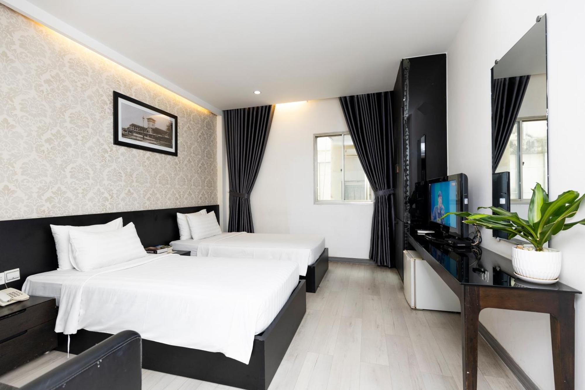 The One Premium Hotel Хошимін Екстер'єр фото