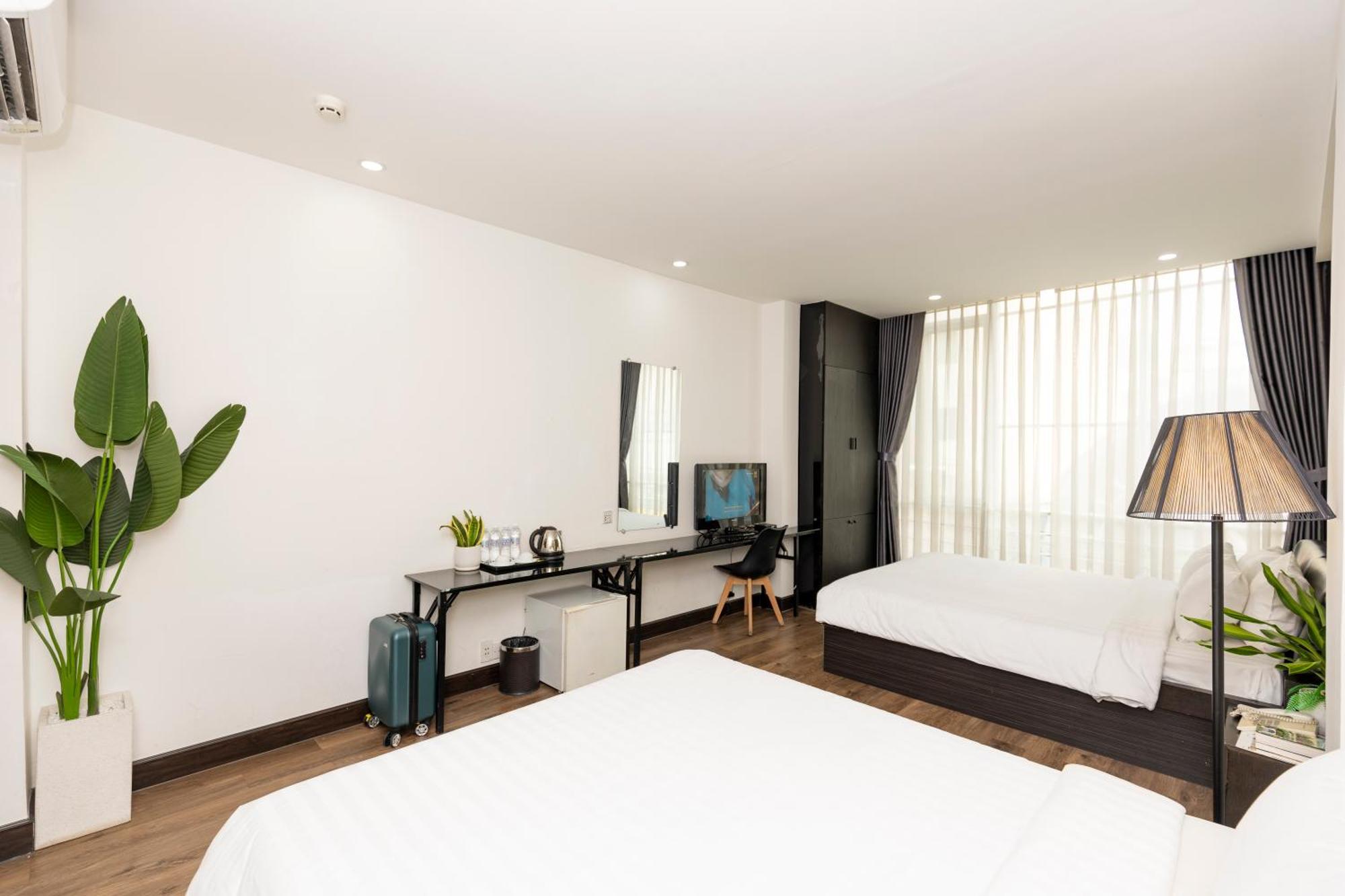The One Premium Hotel Хошимін Екстер'єр фото